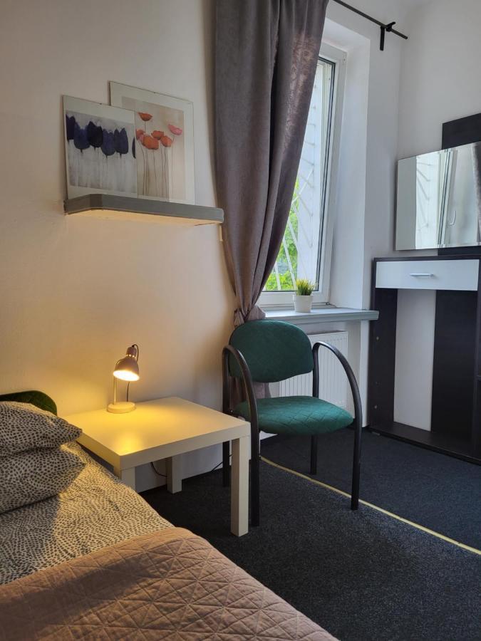 Charmed Homestay - Zaczarowany Варшава Екстериор снимка