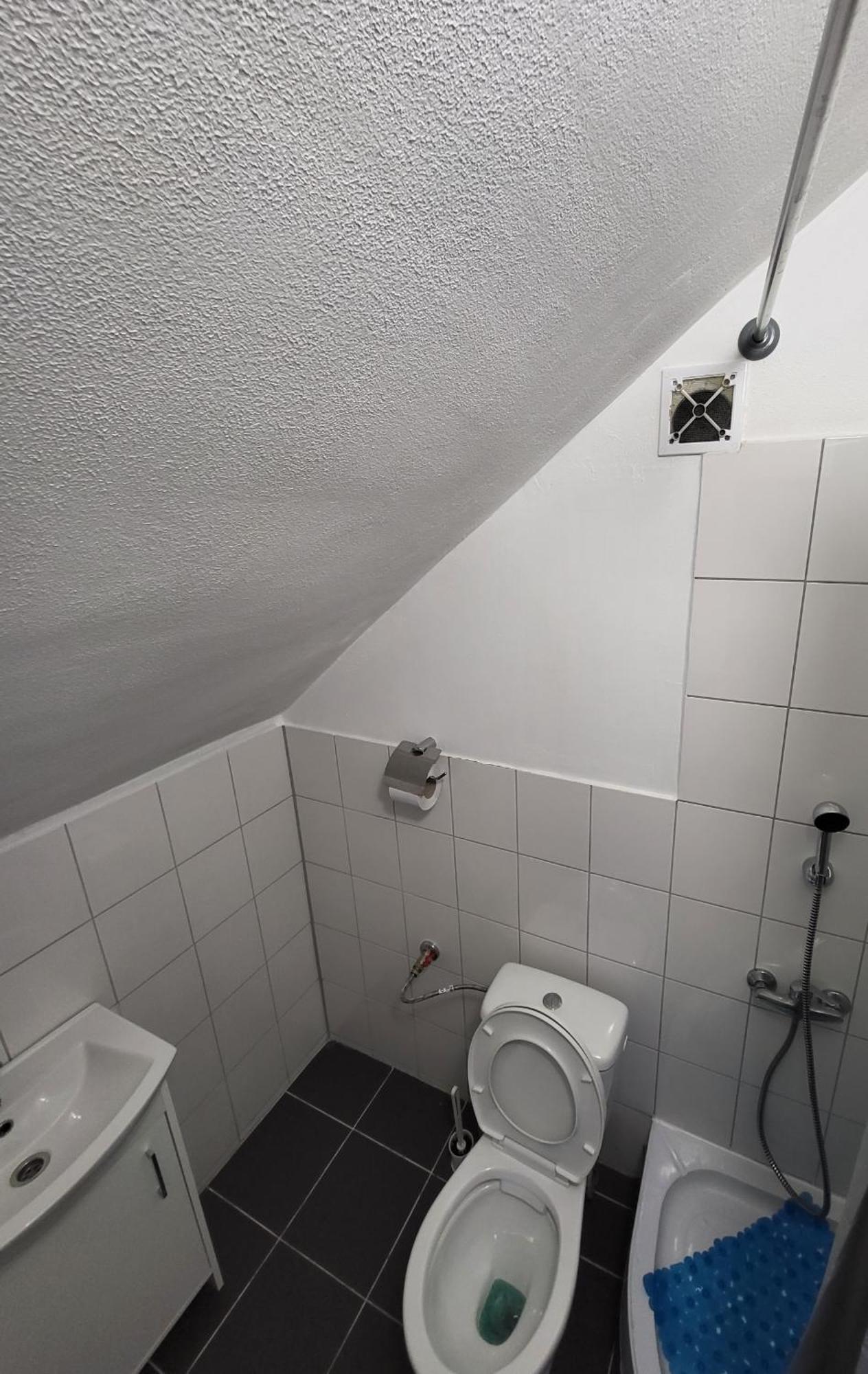 Charmed Homestay - Zaczarowany Варшава Екстериор снимка